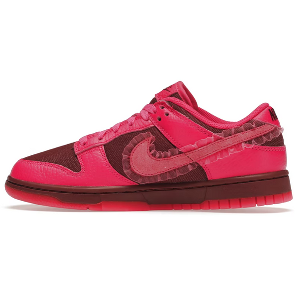 Nike Dunk Low (Valentine's Day) 2022