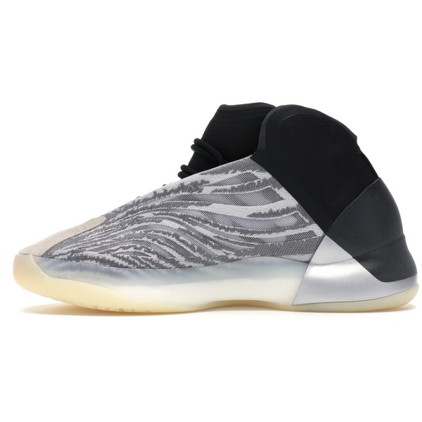 Yeezy QNTM (Lifestyle Model)