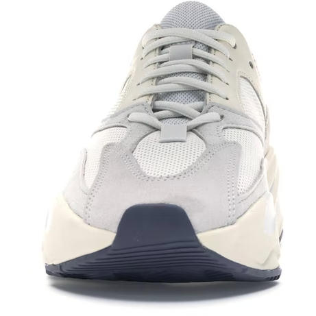 Yeezy Boost 700 (Analog)