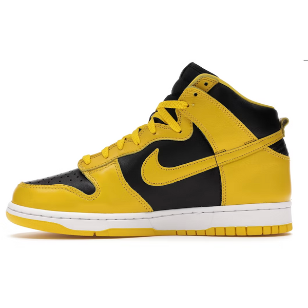 Nike SB Dunk High (Varsity Maize)