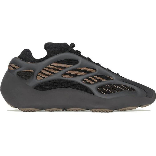 Yeezy 700 V3 (Clay Brown)