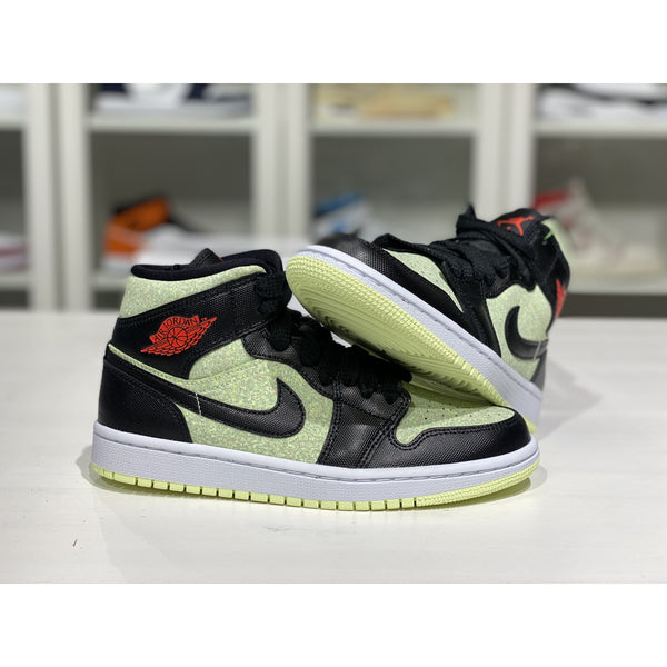 <transcy>الأردن 1 منتصف (طحن) دبليو</transcy>