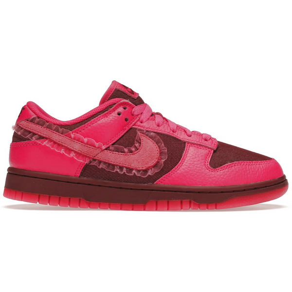 Nike Dunk Low (Valentine's Day) 2022