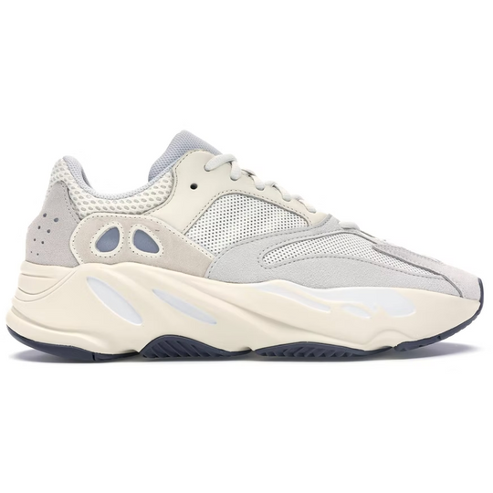 Yeezy Boost 700 (Analog)