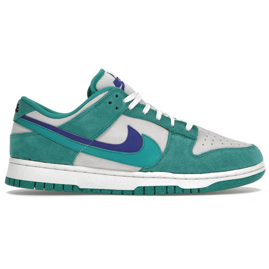 Nike Dunk Low SE (85 Neptune Green)