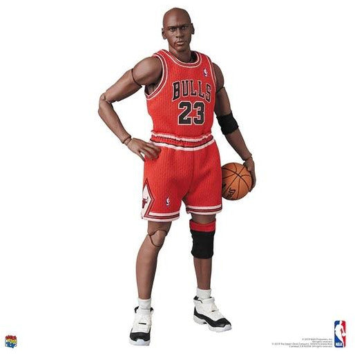 <transcy>مايكل جوردان شخصية قابلة للتحصيل</transcy>